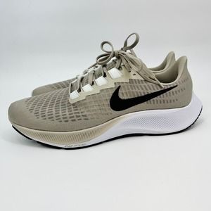 NEW Nike Air Zoom Pegasus 37 Tan White Sneakers Men’s 10.5